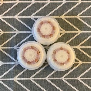 [SOLD] 3 of Clarisonic brush head radiance